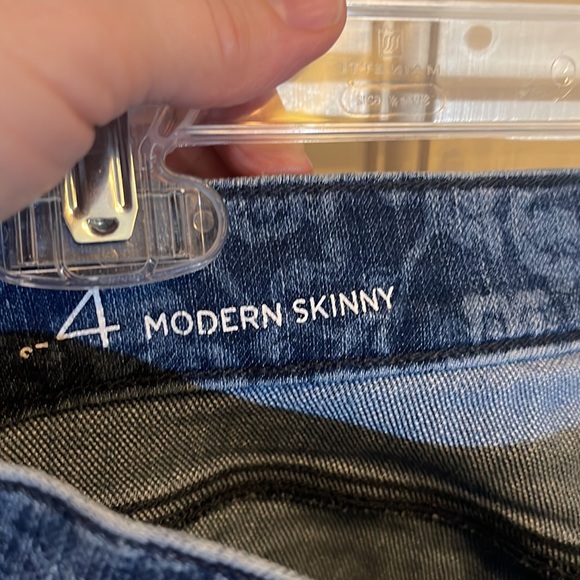 Loft Modern Skinny Floral Jeans 4 - Picture 5 of 5